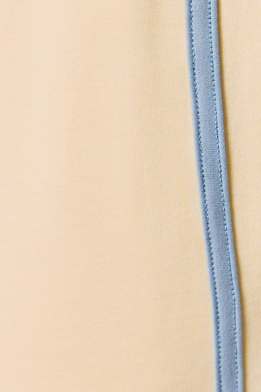 MID RISE CONTRAST LINE DETAIL PANTS