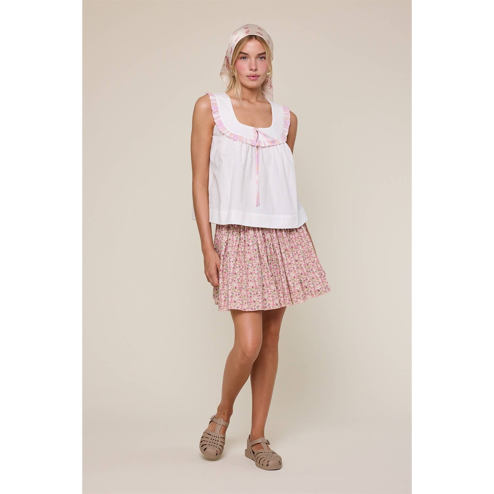 CONTRAST RUFFLED COLLARED TANK TOP / WL25-12021