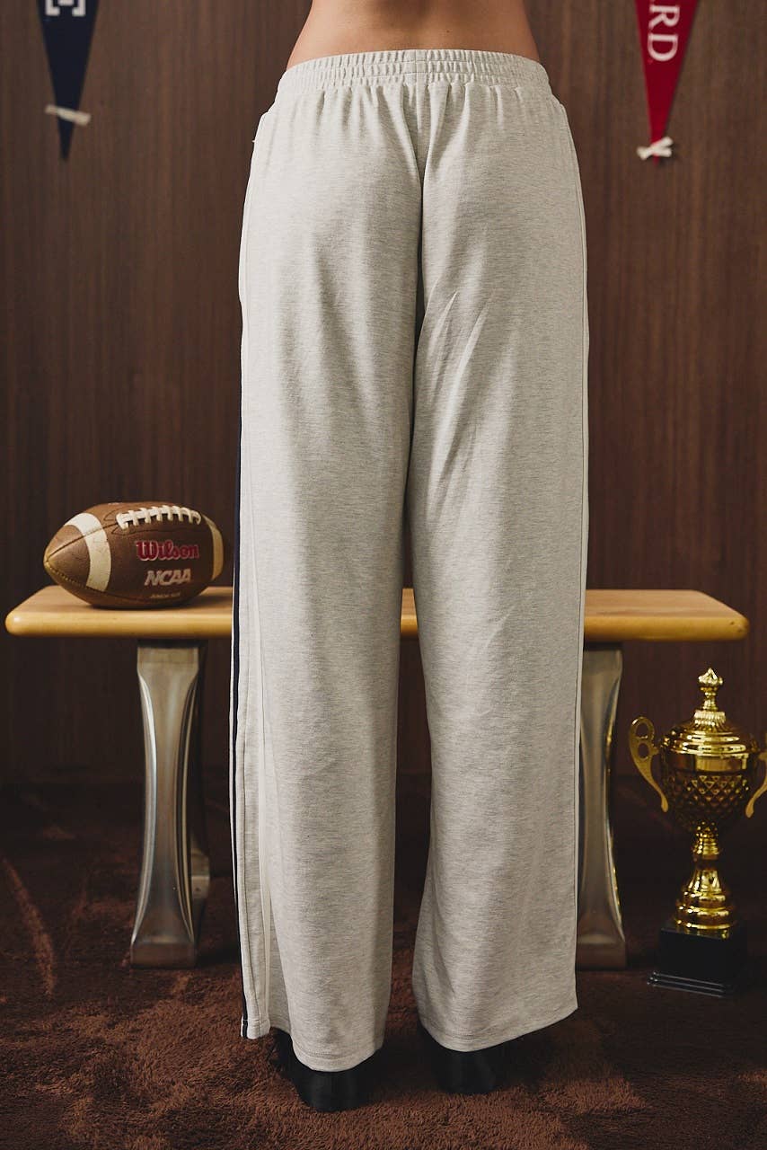 MID RISE CONTRAST LINE DETAIL PANTS